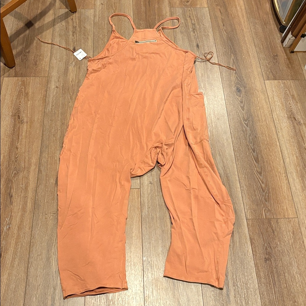 NWT free people movement women’s large red earth hot shot onesie - Picture 5 of 5